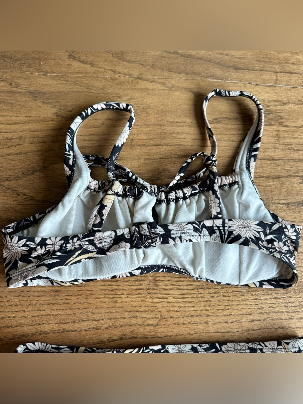 Kona Sol Black Floral Cinch Front and Mid-to-High Rise Bikini Set Size Small - Picture 6 of 9